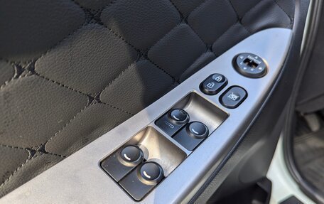 Hyundai Solaris II рестайлинг, 2014 год, 900 000 рублей, 15 фотография