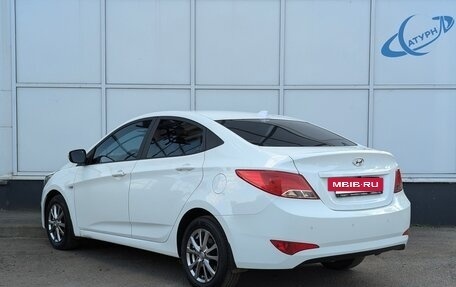 Hyundai Solaris II рестайлинг, 2014 год, 900 000 рублей, 11 фотография