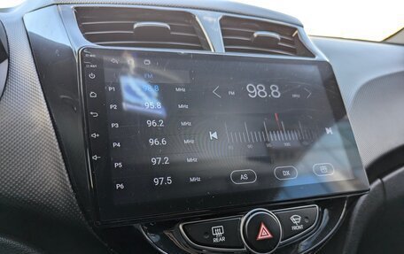 Hyundai Solaris II рестайлинг, 2014 год, 900 000 рублей, 24 фотография
