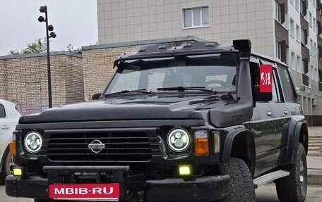 Nissan Patrol, 1992 год, 1 350 000 рублей, 4 фотография
