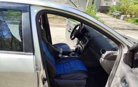 Ford Focus II рестайлинг, 2005 год, 320 000 рублей, 2 фотография