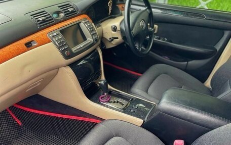 Toyota Brevis, 2001 год, 830 000 рублей, 7 фотография
