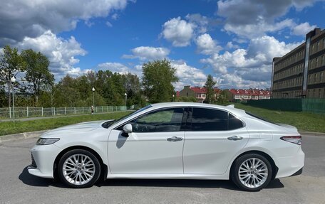 Toyota Camry, 2019 год, 2 900 000 рублей, 18 фотография