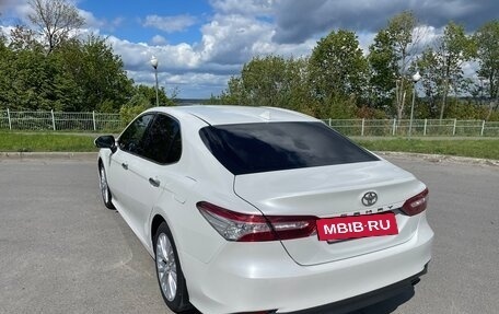 Toyota Camry, 2019 год, 2 900 000 рублей, 15 фотография