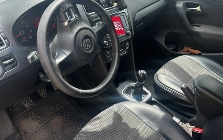 Volkswagen Polo VI (EU Market), 2014 год, 615 000 рублей, 3 фотография