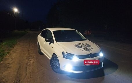 Volkswagen Polo VI (EU Market), 2012 год, 690 000 рублей, 3 фотография
