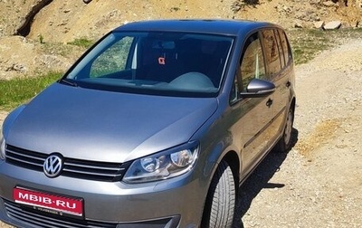 Volkswagen Touran III, 2010 год, 950 000 рублей, 1 фотография