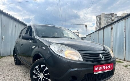 Renault Sandero I, 2010 год, 585 000 рублей, 1 фотография