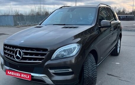 Mercedes-Benz M-Класс, 2015 год, 2 350 000 рублей, 2 фотография