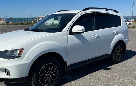 Mitsubishi Outlander III рестайлинг 3, 2011 год, 1 199 000 рублей, 3 фотография