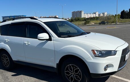 Mitsubishi Outlander III рестайлинг 3, 2011 год, 1 199 000 рублей, 7 фотография