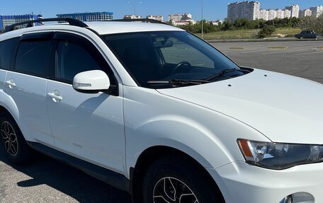 Mitsubishi Outlander III рестайлинг 3, 2011 год, 1 199 000 рублей, 5 фотография