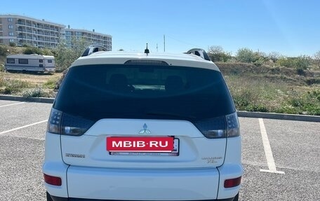 Mitsubishi Outlander III рестайлинг 3, 2011 год, 1 199 000 рублей, 14 фотография