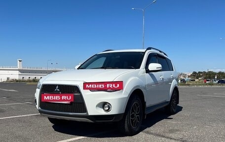 Mitsubishi Outlander III рестайлинг 3, 2011 год, 1 199 000 рублей, 11 фотография