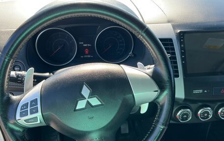 Mitsubishi Outlander III рестайлинг 3, 2011 год, 1 199 000 рублей, 24 фотография
