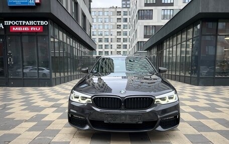 BMW 5 серия, 2019 год, 3 455 000 рублей, 2 фотография