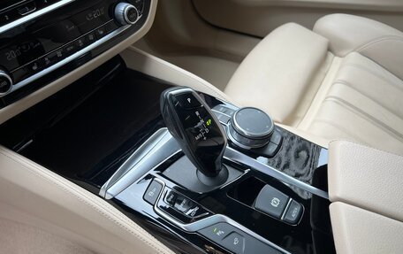 BMW 5 серия, 2019 год, 3 455 000 рублей, 16 фотография