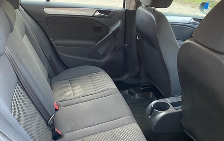 Volkswagen Golf VI, 2010 год, 700 000 рублей, 13 фотография