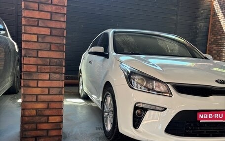 KIA Rio IV, 2019 год, 1 600 000 рублей, 4 фотография