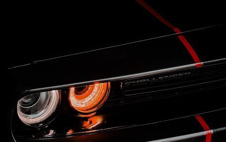 Dodge Challenger III рестайлинг 2, 2018 год, 3 847 450 рублей, 6 фотография