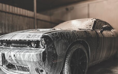 Dodge Challenger III рестайлинг 2, 2018 год, 3 847 450 рублей, 7 фотография