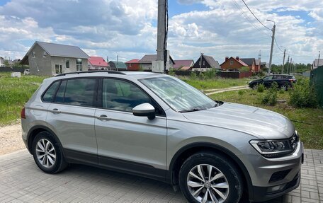 Volkswagen Tiguan II, 2019 год, 1 990 000 рублей, 3 фотография