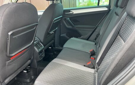 Volkswagen Tiguan II, 2019 год, 1 990 000 рублей, 10 фотография