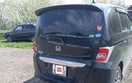 Honda Freed I, 2015 год, 1 400 000 рублей, 3 фотография