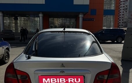Mitsubishi Carisma I, 2001 год, 280 000 рублей, 4 фотография