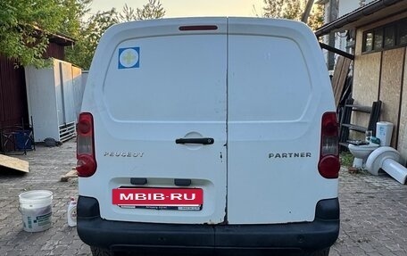 Peugeot Partner II рестайлинг 2, 2011 год, 620 000 рублей, 6 фотография