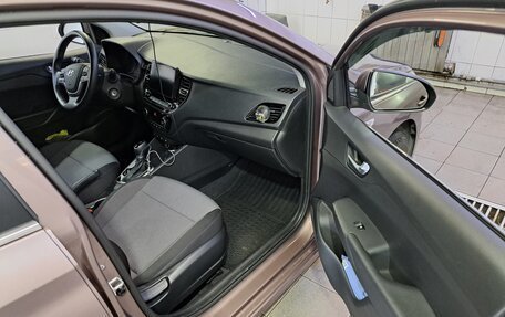Hyundai Solaris II рестайлинг, 2020 год, 1 800 000 рублей, 5 фотография