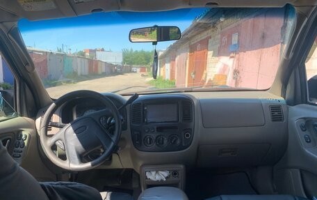 Ford Escape II, 2001 год, 300 000 рублей, 9 фотография