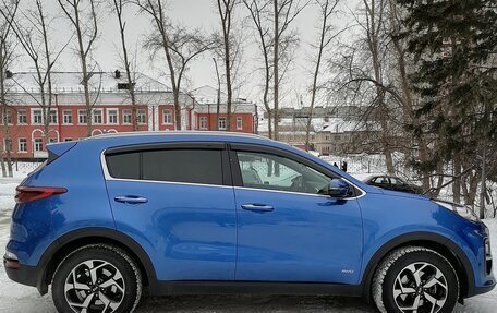 KIA Sportage IV рестайлинг, 2018 год, 2 100 000 рублей, 3 фотография