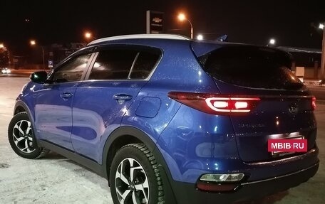 KIA Sportage IV рестайлинг, 2018 год, 2 100 000 рублей, 6 фотография