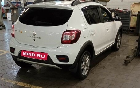 Renault Sandero II рестайлинг, 2019 год, 1 020 000 рублей, 3 фотография