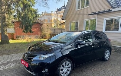 Toyota Auris II, 2013 год, 1 фотография