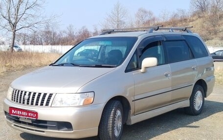 Nissan Bassara, 2001 год, 480 000 рублей, 1 фотография