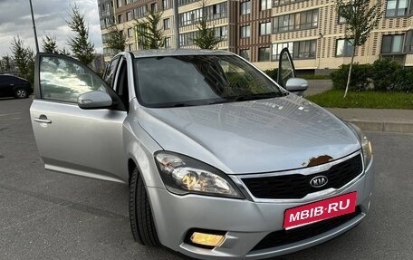 KIA cee'd I рестайлинг, 2010 год, 515 000 рублей, 1 фотография