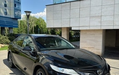 Toyota Camry, 2021 год, 3 195 000 рублей, 1 фотография