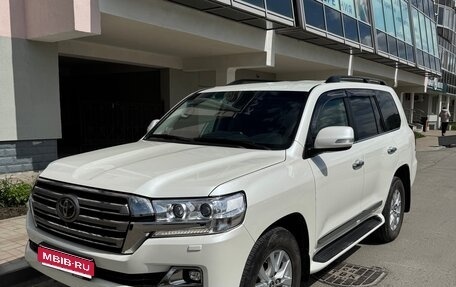 Toyota Land Cruiser 200, 2016 год, 6 000 000 рублей, 1 фотография