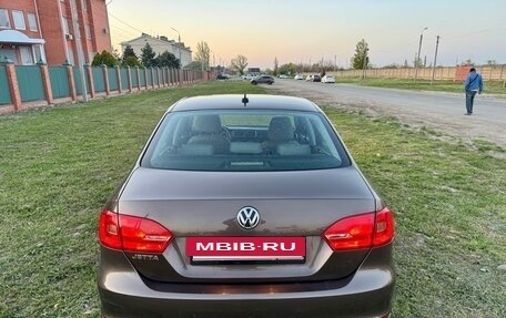 Volkswagen Jetta VI, 2012 год, 950 000 рублей, 10 фотография