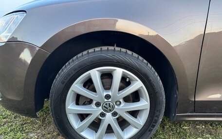 Volkswagen Jetta VI, 2012 год, 950 000 рублей, 17 фотография