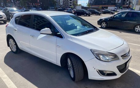 Opel Astra J, 2012 год, 800 000 рублей, 2 фотография