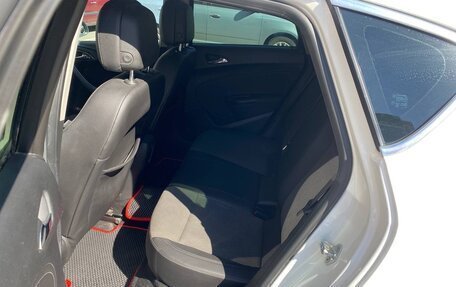 Opel Astra J, 2012 год, 800 000 рублей, 10 фотография