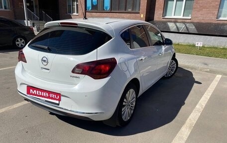 Opel Astra J, 2012 год, 800 000 рублей, 4 фотография