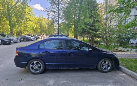 Honda Civic VIII, 2009 год, 750 000 рублей, 3 фотография