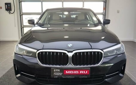 BMW 5 серия, 2020 год, 3 990 000 рублей, 2 фотография