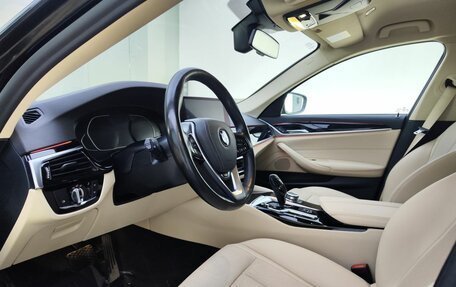 BMW 5 серия, 2020 год, 3 990 000 рублей, 16 фотография