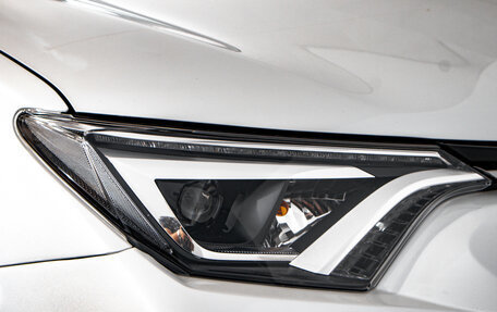 Toyota RAV4, 2018 год, 2 699 000 рублей, 8 фотография