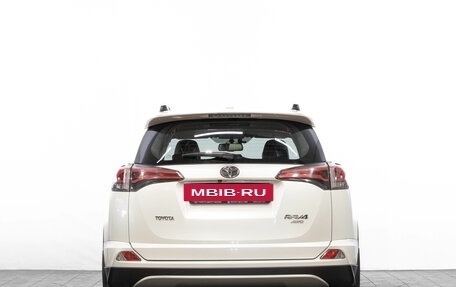 Toyota RAV4, 2018 год, 2 699 000 рублей, 5 фотография